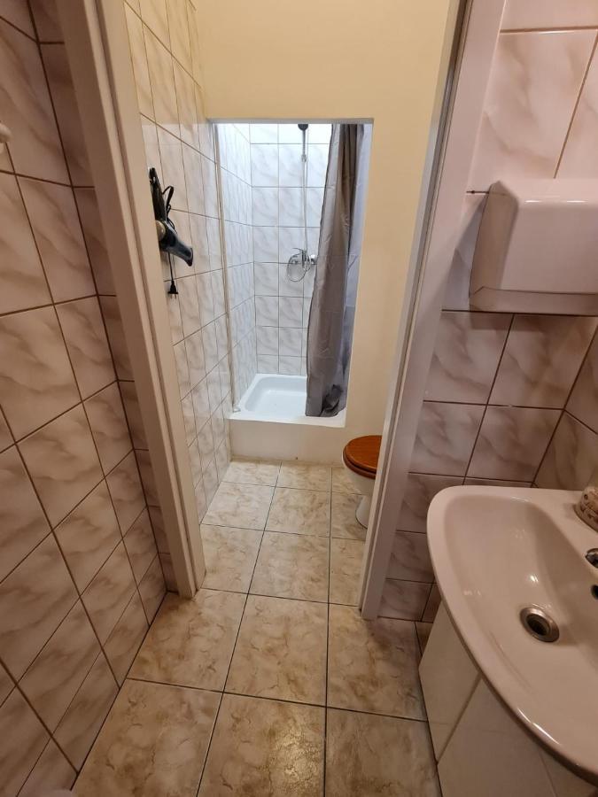 Fantastic Waw - J7 Room E Varsó Kültér fotó